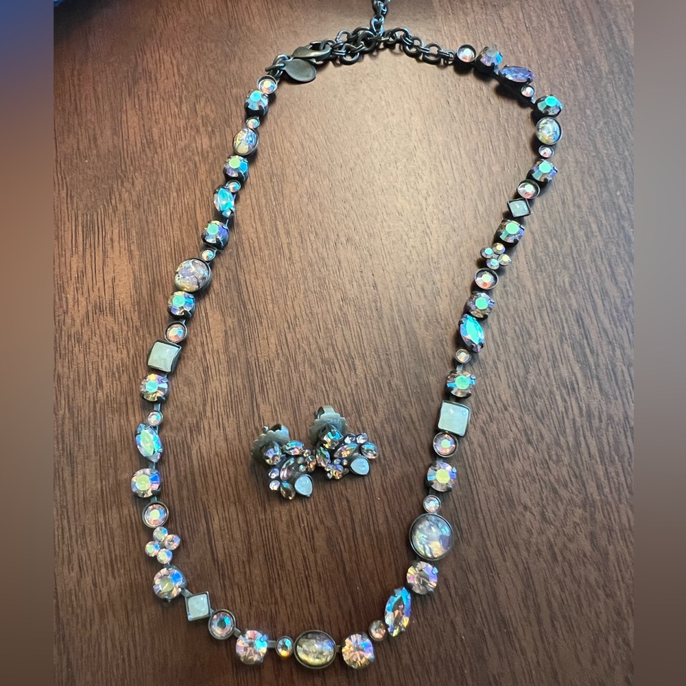 Sorelli necklace and earrings